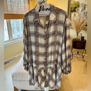 Promesa size M plaid button up tunic top